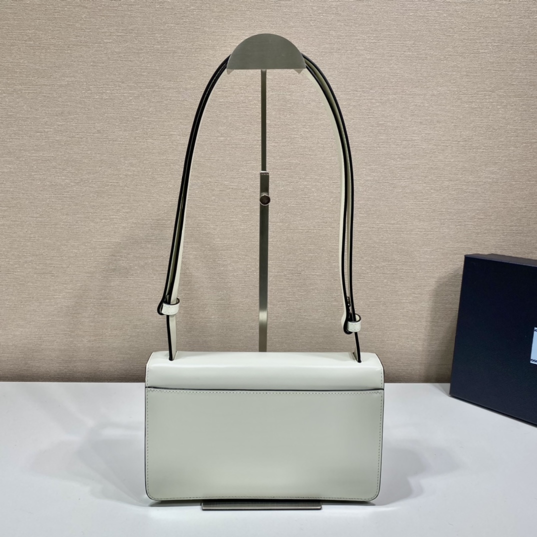 Prada Leather Bag Shoulder Bag Handbag White 1BD321